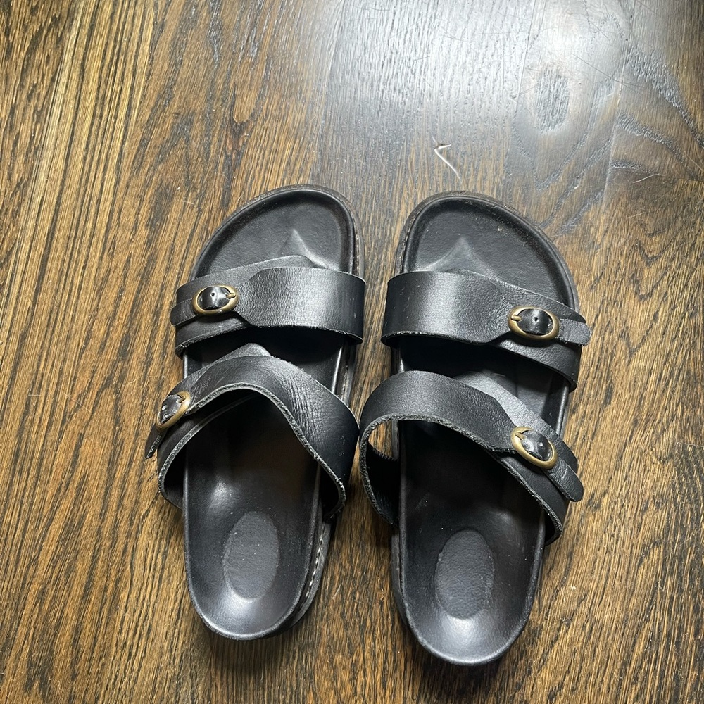 Liberte The Almafi Black Leather Sandals